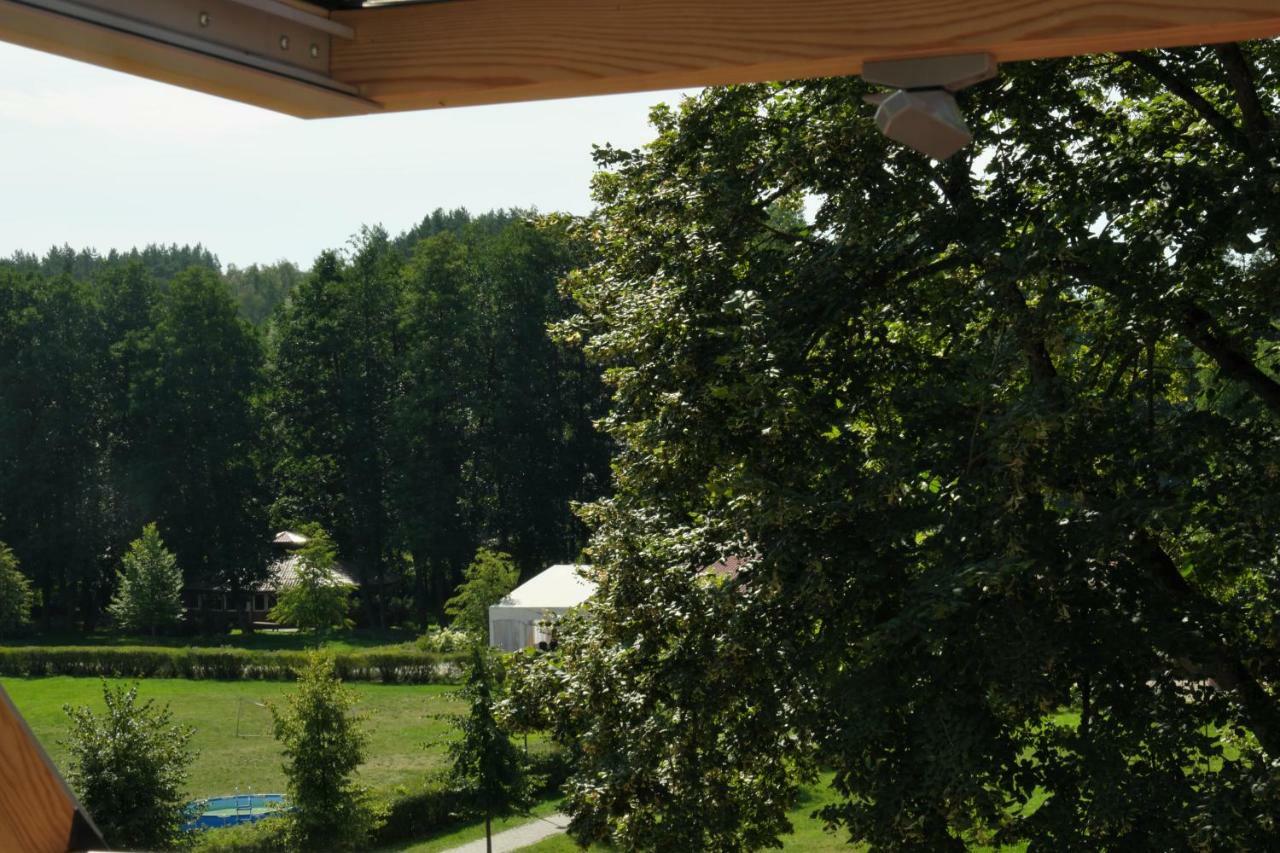Stary Mlyn Strzeszyn Hotel Lubowo  ภายนอก รูปภาพ